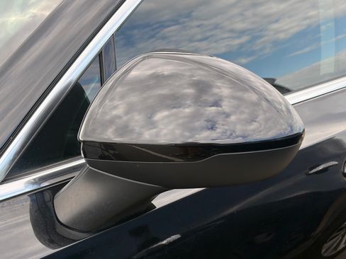 Used 2023 Buick Envision Essence FWD image 7