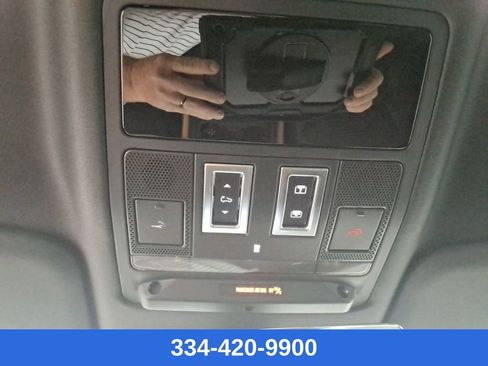 Used 2023 Land Rover Defender 90 X image 28