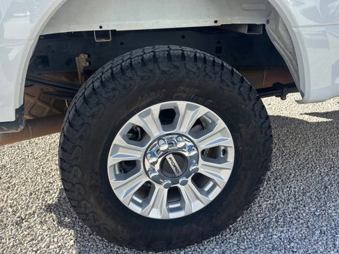 Certified 2021 Ford F250 XLT w/ XLT Value Package image 19