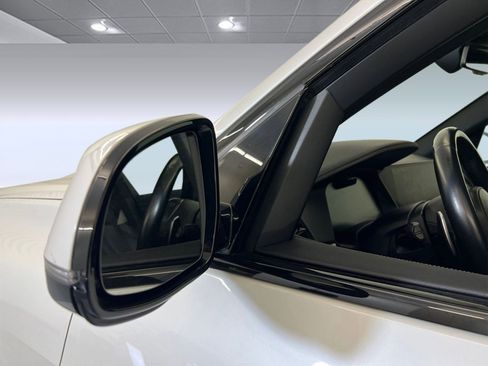 Used 2022 BMW X5 xDrive40i w/ M Sport Package AWD/4WD image 21