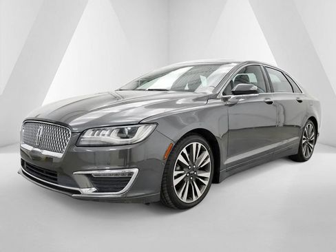 Used 2020 Lincoln MKZ Reserve w/ Elements Package FWD image 3