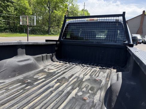 Used 2011 Ford F350 XL w/ PWR Equipment Group AWD/4WD image 6