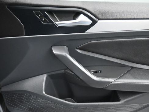 Used 2024 Volkswagen Jetta Sport image 36