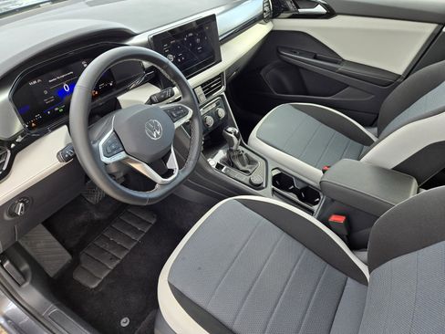 Used 2025 Volkswagen Taos S image 11