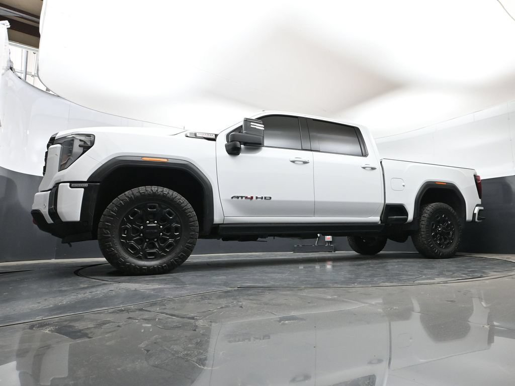 Used 2024 GMC Sierra 2500 AT4 w/ AT4 Premium Plus Package AWD/4WD image 61