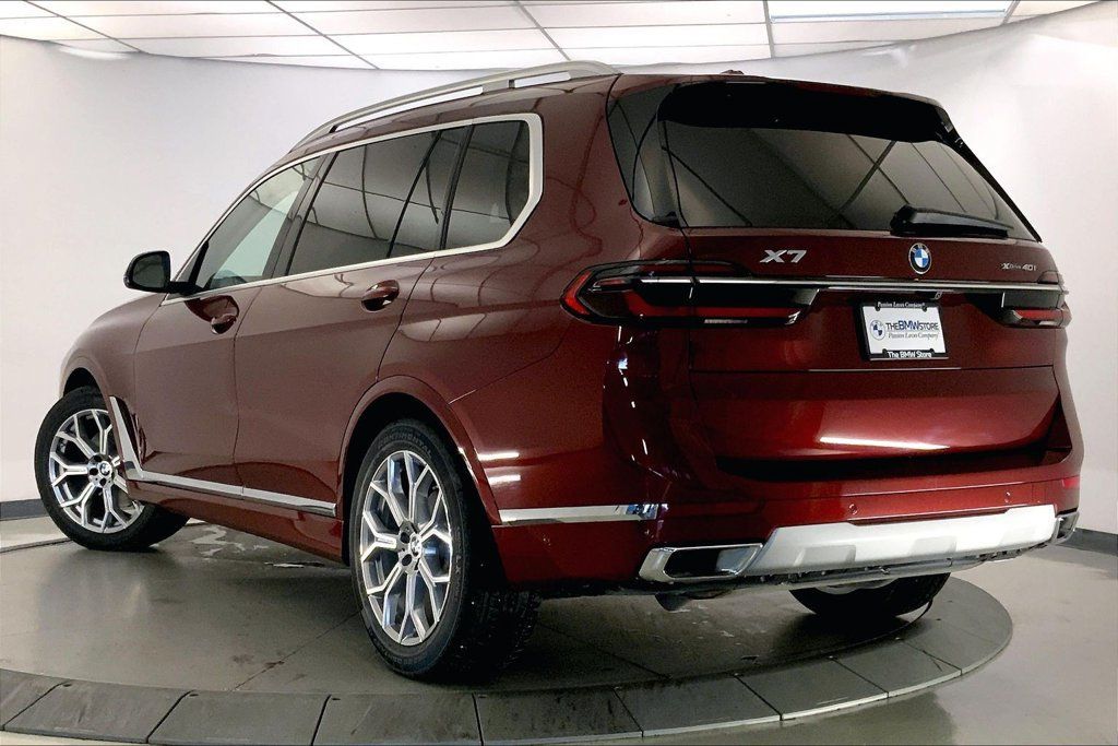 Used 2026 BMW X7 xDrive40i w/ Premium Package AWD/4WD image 10