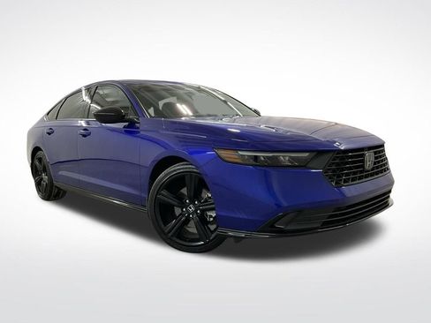 Used 2024 Honda Accord Sport image 4