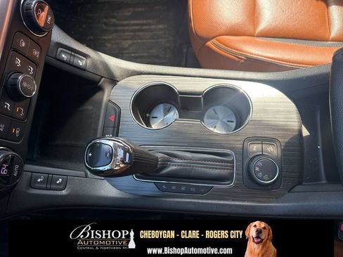 Used 2019 GMC Acadia SLT AWD/4WD image 26