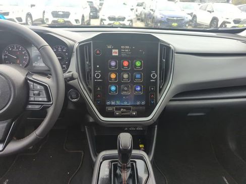 Used 2025 Subaru Crosstrek 2.5i Limited AWD/4WD image 22