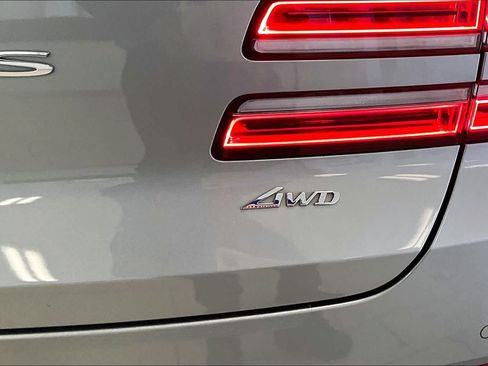 Used 2023 Genesis GV80 2.5T w/ Advanced Package AWD/4WD image 9