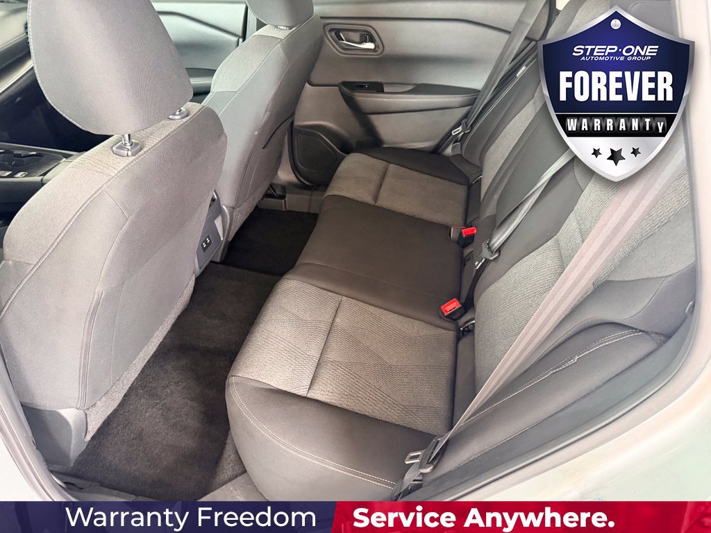 Used 2024 Nissan Rogue SV FWD image 29
