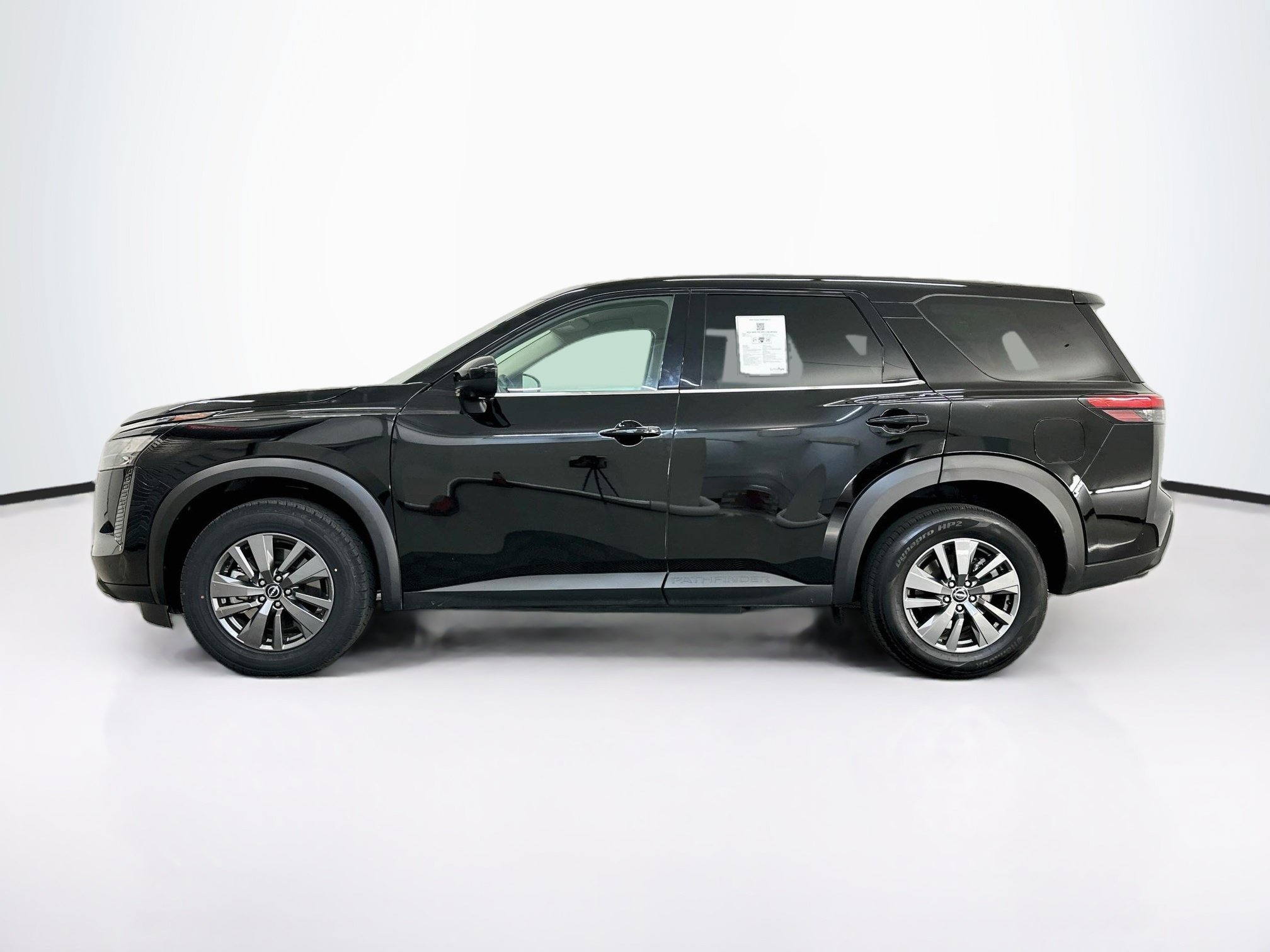 Used 2026 Nissan Pathfinder S AWD/4WD image 4