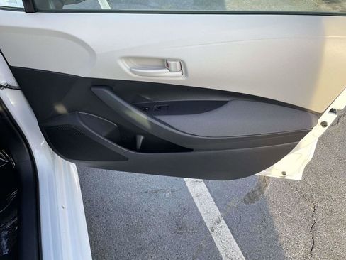 Used 2024 Toyota Corolla LE FWD image 43