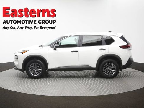 Used 2023 Nissan Rogue S AWD/4WD image 60