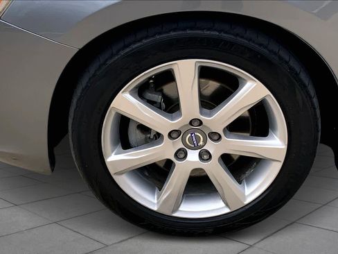 Used 2016 Volvo S60 T5 Premier image 10
