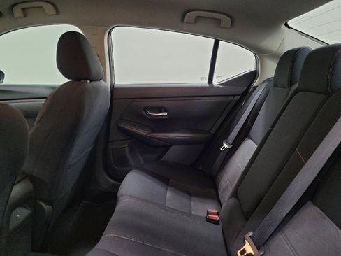 Used 2023 Nissan Sentra SR w/ Electronics Package FWD image 18