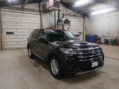 Certified 2025 Ford Explorer Active image 5