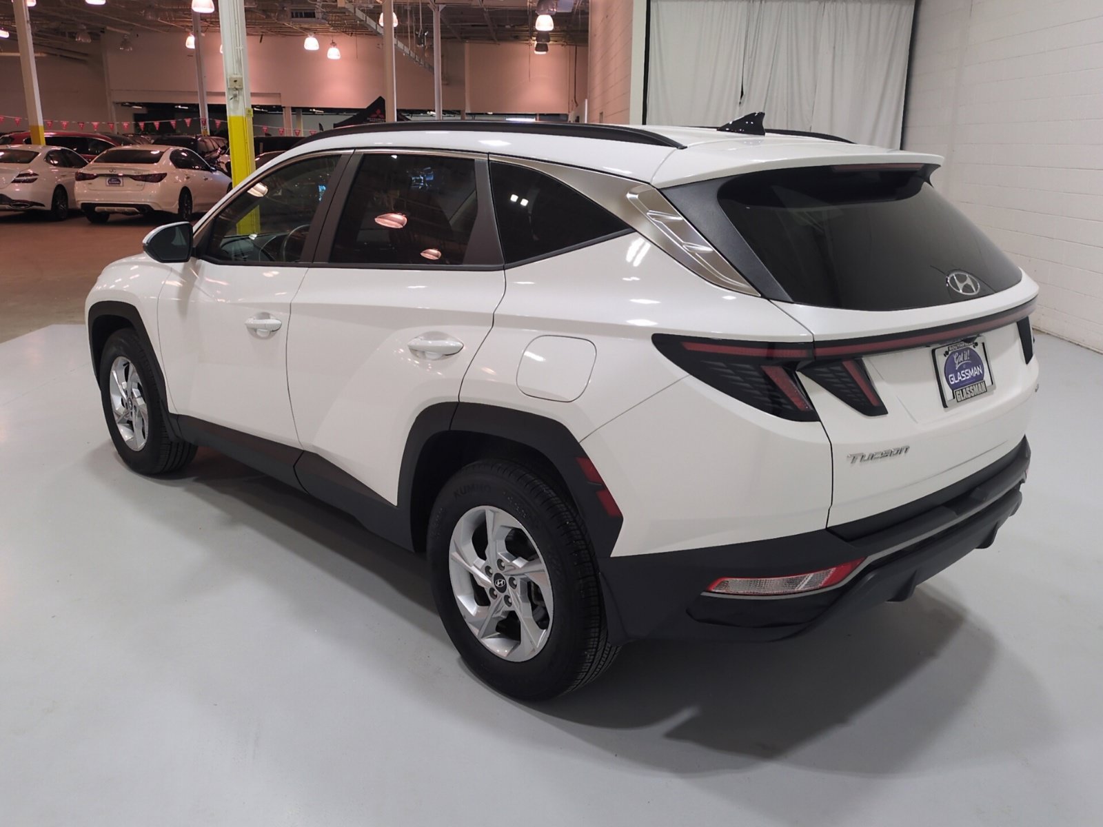Certified 2023 Hyundai Tucson SEL w/ Winter Package AWD/4WD image 5