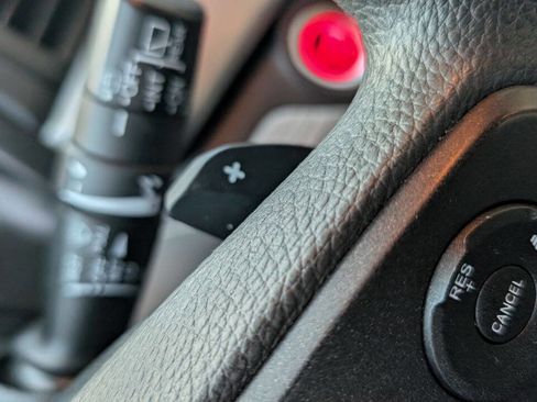 Used 2022 Honda Odyssey EX image 9