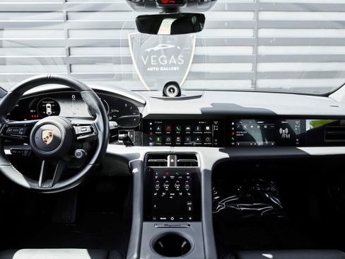 Used 2022 Porsche Taycan 4 Cross Turismo image 51