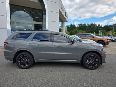 Certified 2024 Dodge Durango GT AWD/4WD image 2