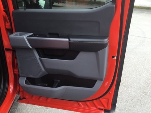 Used 2021 Ford F150 XLT image 15