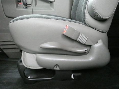 New 2025 GMC Savana 3500 w/ Power Convenience Package RWD image 6