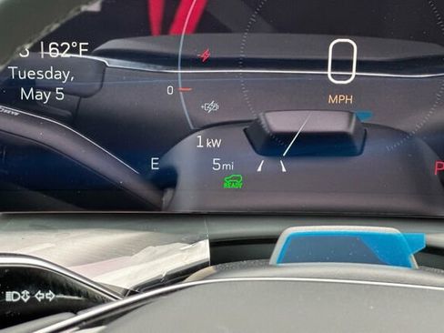 New 2026 Cadillac Vistiq Premium Luxury w/ LPO, Floor Liner Package AWD/4WD image 28