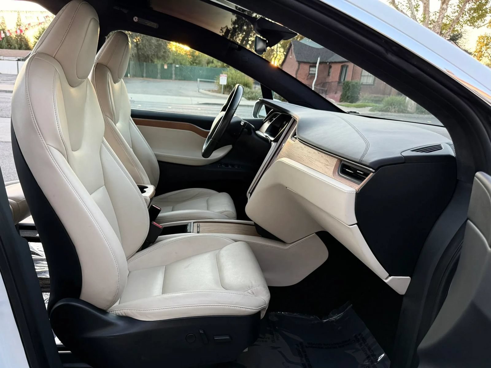 Used 2020 Tesla Model X AWD/4WD image 15
