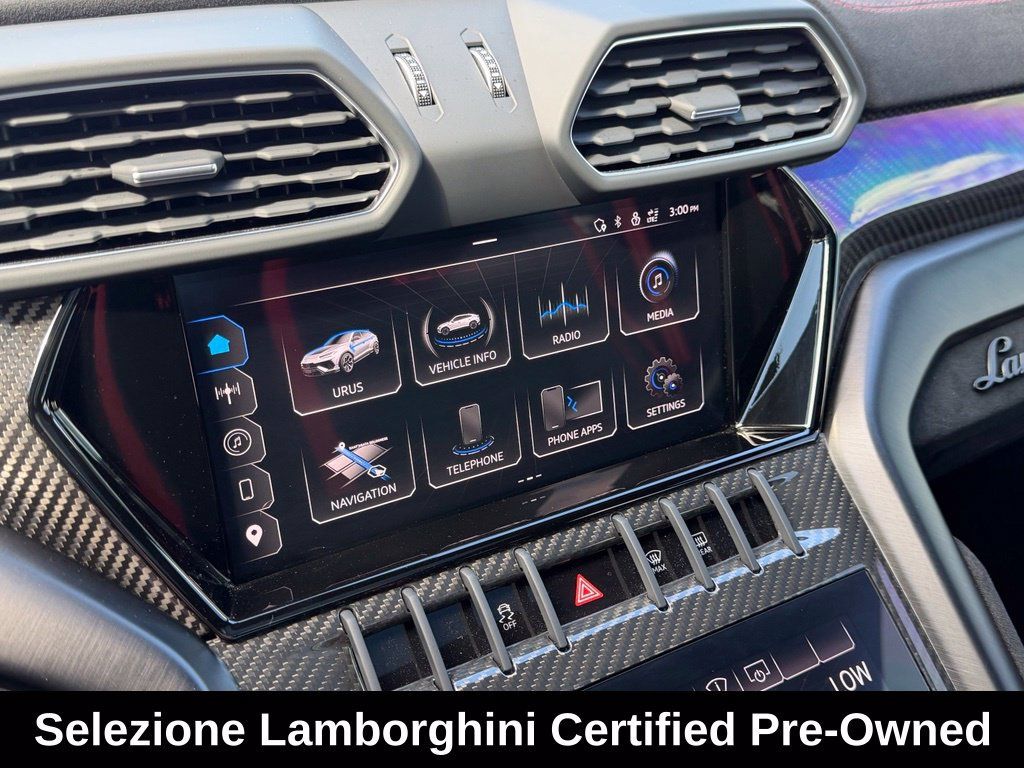 Used 2024 Lamborghini Urus Performante AWD/4WD image 34