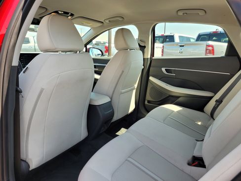 Used 2025 Hyundai Sonata SEL FWD image 14