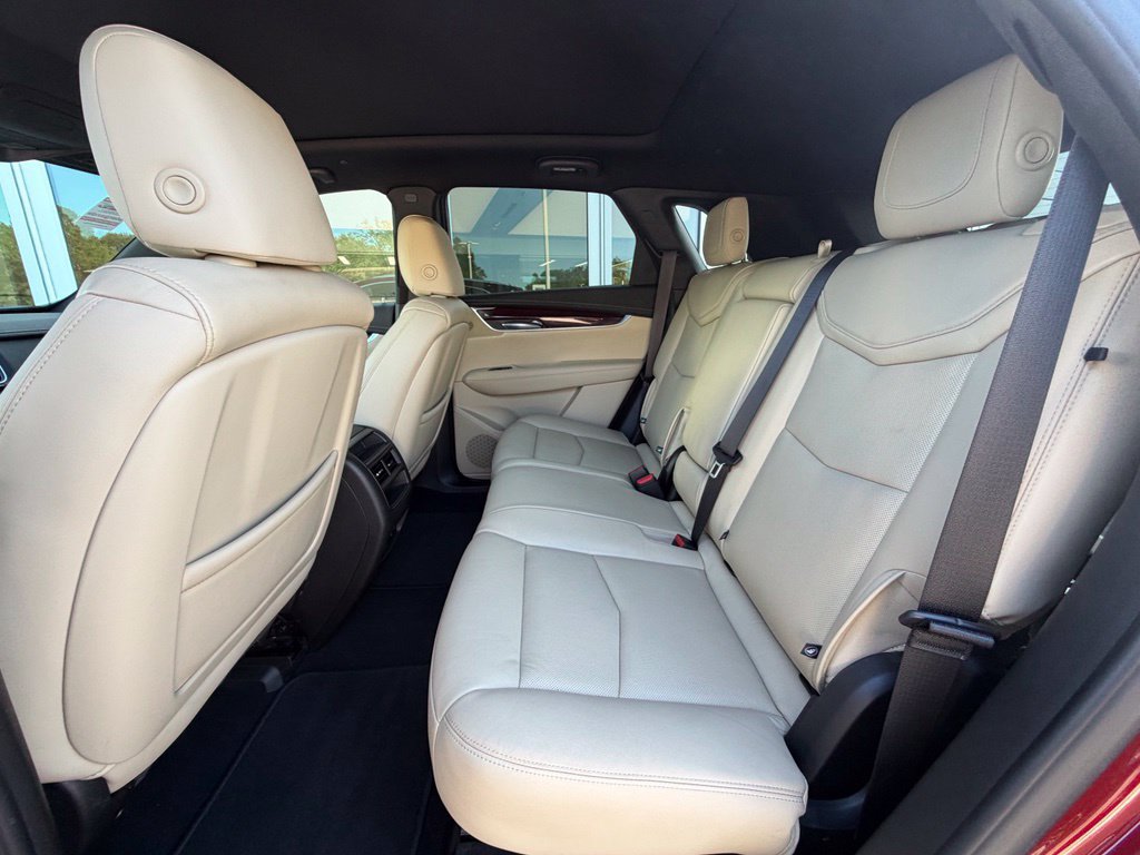 Used 2019 Cadillac XT5 Luxury FWD image 18