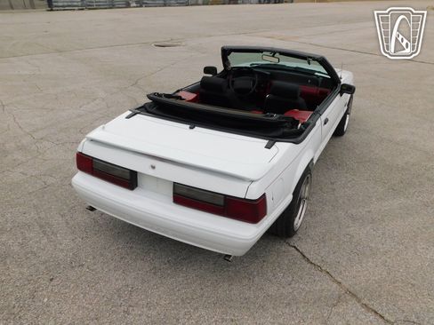 Used 1990 Ford Mustang LX image 23