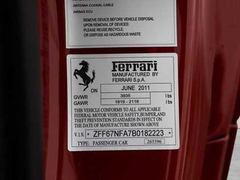 Used 2011 Ferrari 458 Italia Coupe RWD image 15