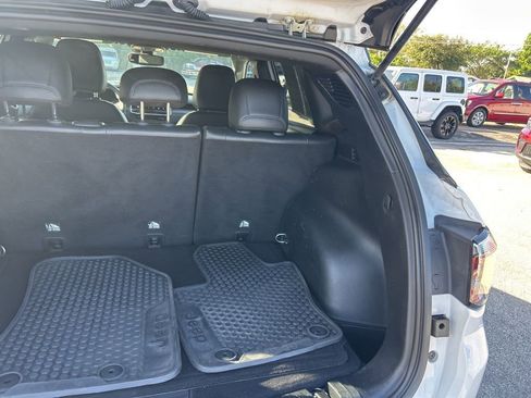 Certified 2023 Jeep Compass Altitude w/ Convenience Group image 30