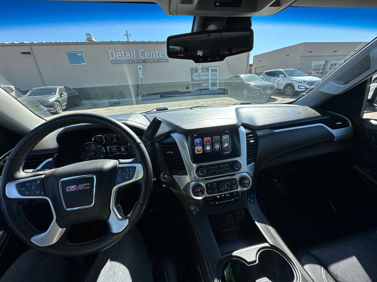 Used 2018 GMC Yukon SLT w/ Open Road Package AWD/4WD image 46