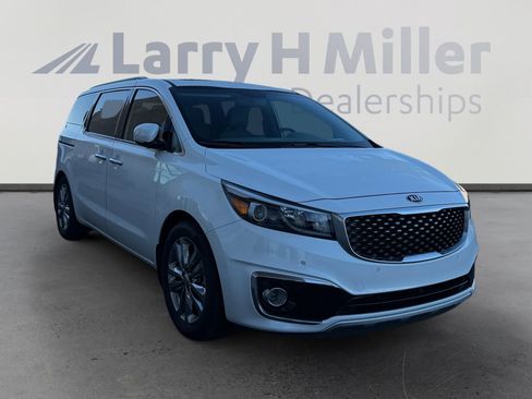 Used 2016 Kia Sedona SX Limited image 7