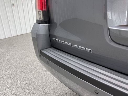 Used 2020 Cadillac Escalade ESV Premium Luxury AWD/4WD image 7