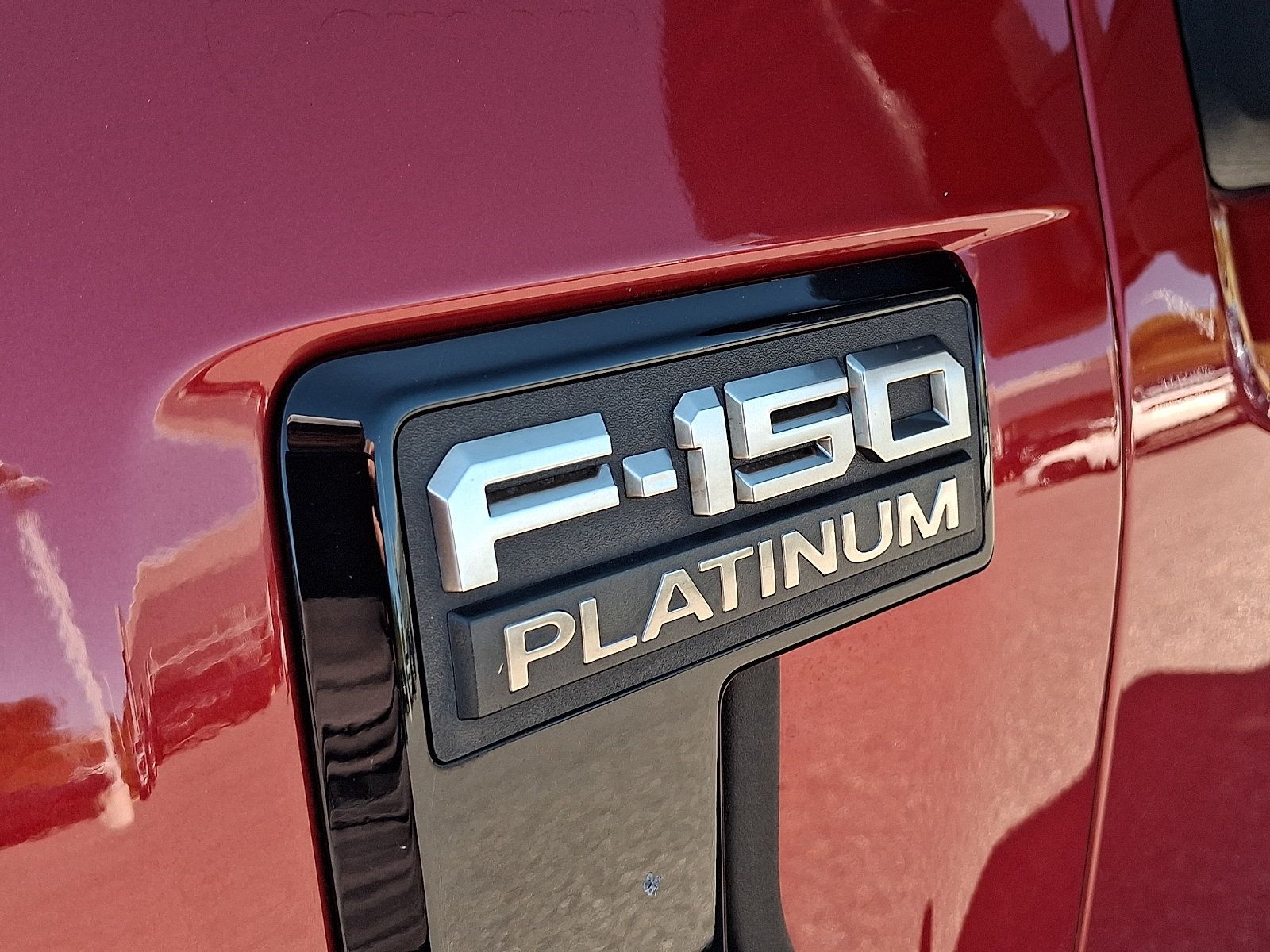 Certified 2024 Ford F150 Platinum w/ FX4 Off-Road Package AWD/4WD image 31