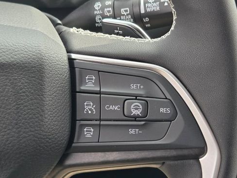 New 2026 Jeep Grand Cherokee L 2WD image 13