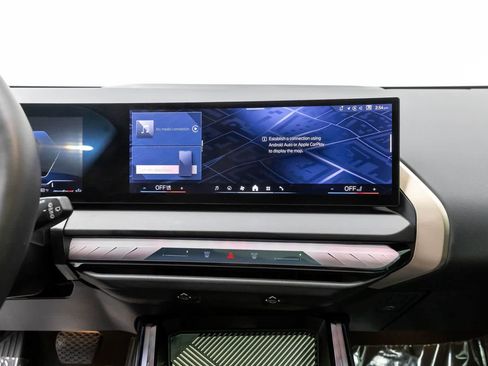 Used 2025 BMW X3 xDrive30i w/ Convenience Package image 10