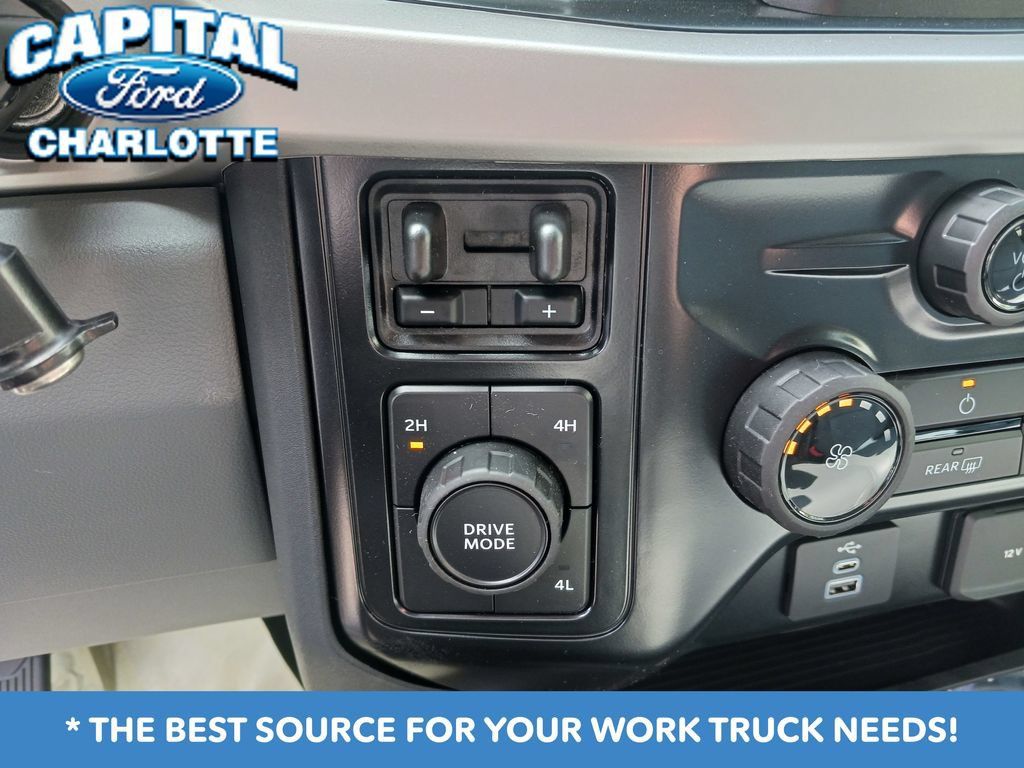 New 2026 Ford F350 XL w/ XL Chrome Package AWD/4WD image 22