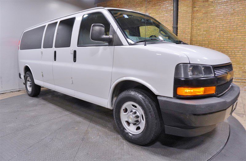 Used 2020 Chevrolet Express 3500 LS RWD image 6