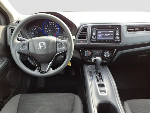 Used 2020 Honda HR-V LX image 11