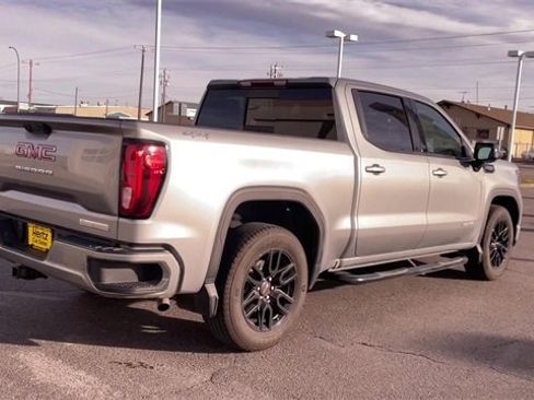 Used 2025 GMC Sierra 1500 Elevation w/ Preferred Package image 9