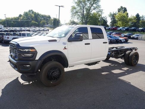 New 2026 RAM 4500 Tradesman image 7