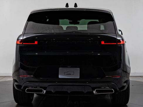 New 2026 Land Rover Range Rover Sport Dynamic SE AWD/4WD image 7