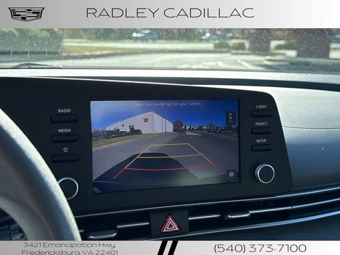 Used 2022 Hyundai Elantra SEL image 20