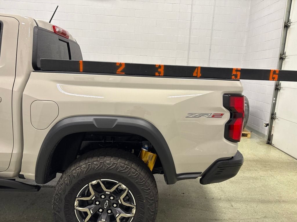 New 2026 Chevrolet Colorado ZR2 w/ Technology Package AWD/4WD image 13