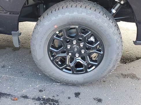 New 2025 Ford F150 XLT w/ Equipment Group 302A MID image 32